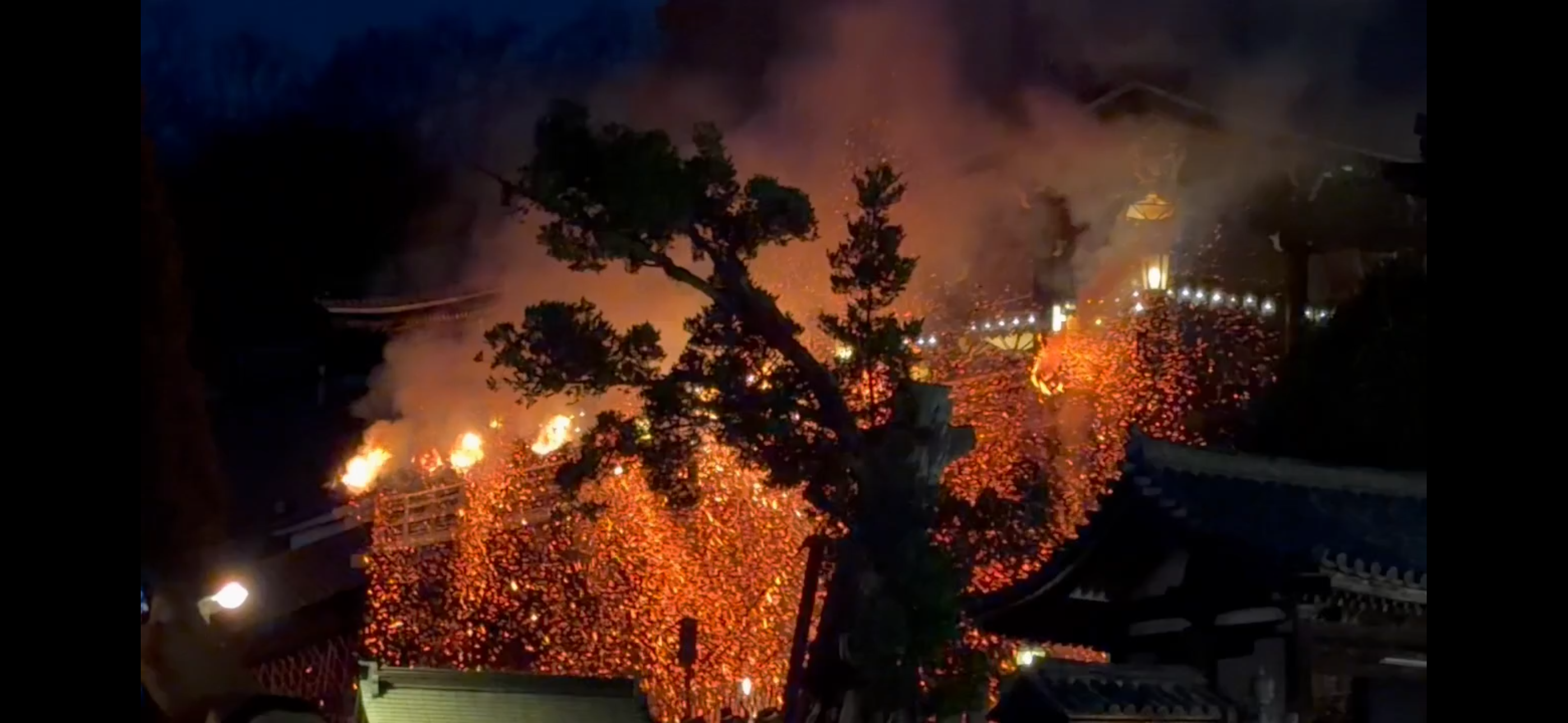 東大寺の正月堂は笠置に！？二月堂の内陣で感じた千年の祈りと不思議なご縁